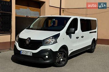 Минивэн Renault Trafic 2017 в Ужгороде