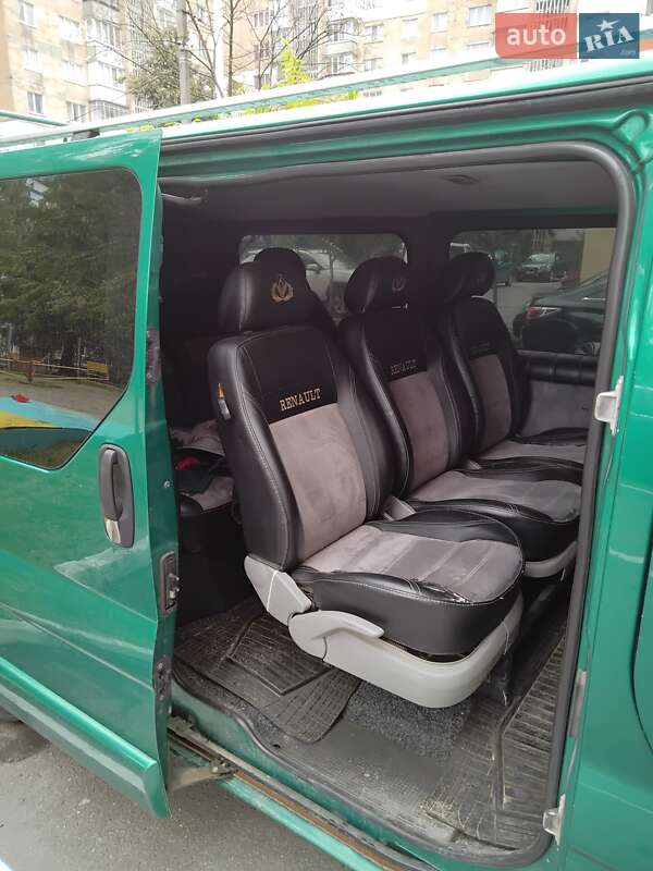 Мінівен Renault Trafic 2008 в Хмельницькому