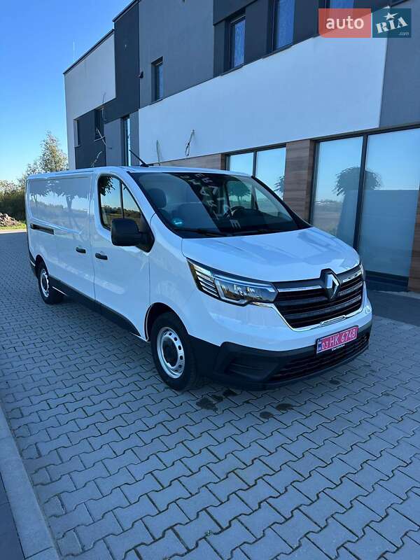 Renault Trafic 2023