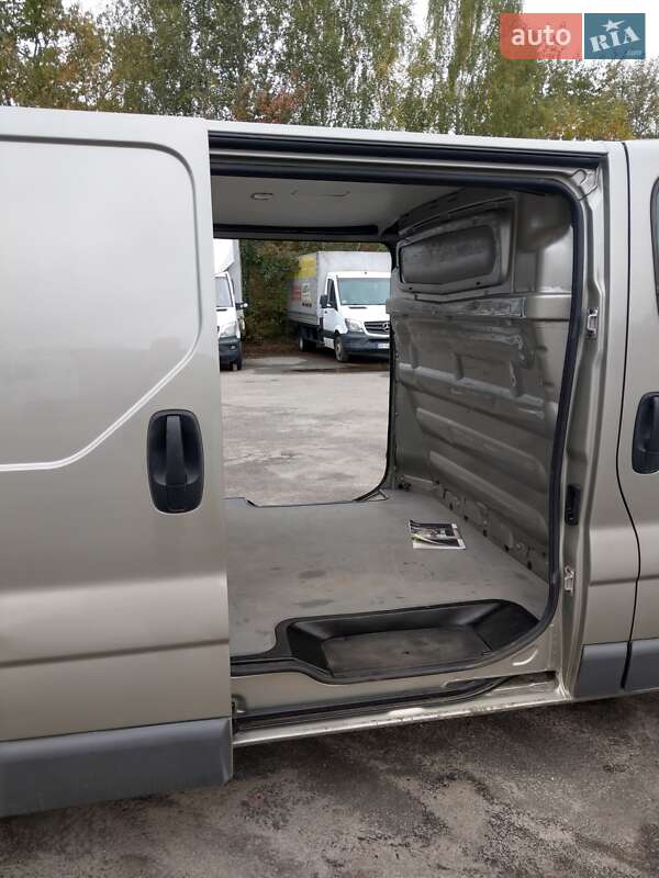 Грузовой фургон Renault Trafic 2012 в Хмельницком