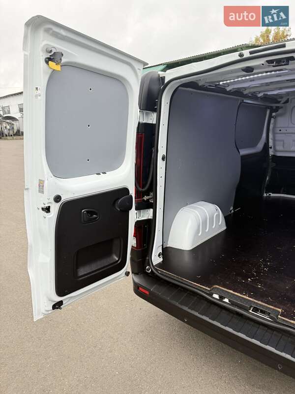 Вантажний фургон Renault Trafic 2020 в Луцьку