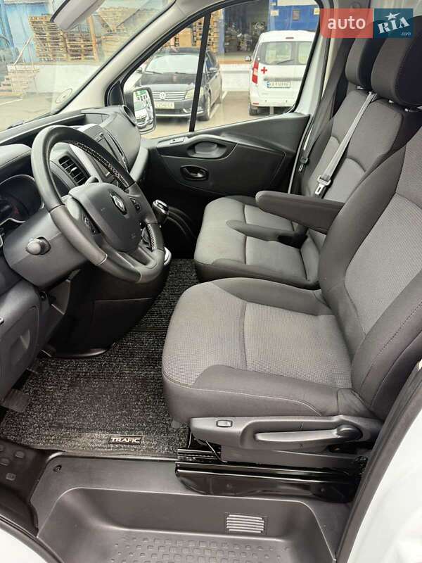 Вантажний фургон Renault Trafic 2020 в Луцьку