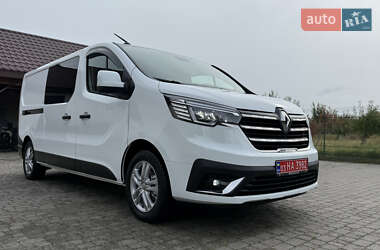 Грузопассажирский фургон Renault Trafic 2023 в Киеве