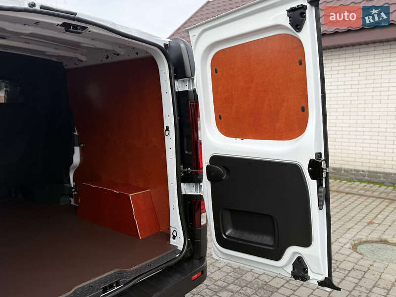 Грузопассажирский фургон Renault Trafic 2023 в Киеве фото 62 Грузопассажирский фургон Renault Trafic 2023 в Киеве