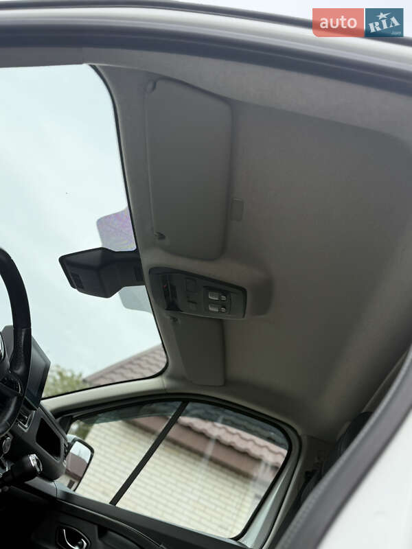 Грузопассажирский фургон Renault Trafic 2023 в Киеве фото 105 Грузопассажирский фургон Renault Trafic 2023 в Киеве