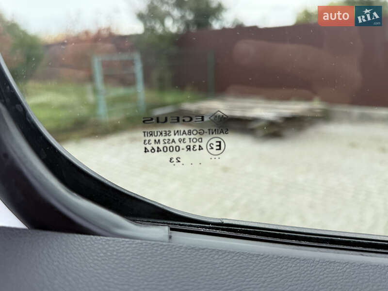 Грузопассажирский фургон Renault Trafic 2023 в Киеве фото 128 Грузопассажирский фургон Renault Trafic 2023 в Киеве