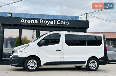 Мінівен Renault Trafic 2016 в 