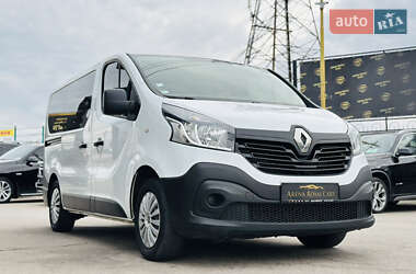 Мінівен Renault Trafic 2016 в 