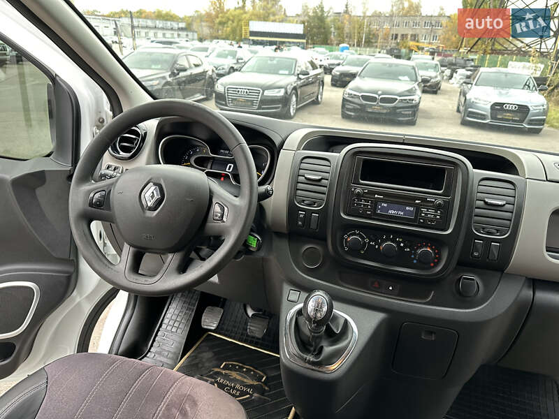 Минивэн Renault Trafic 2016 в Харькове