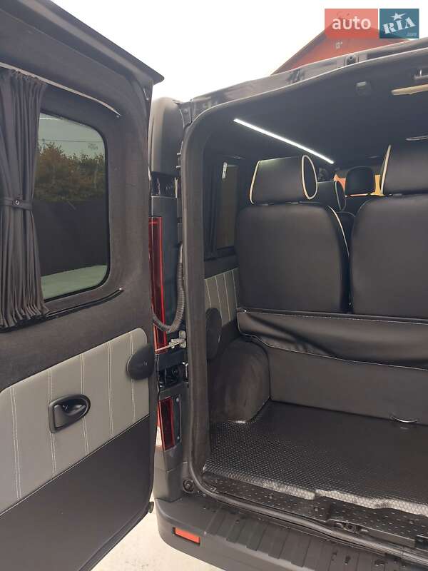 Мінівен Renault Trafic 2020 в Млиніві