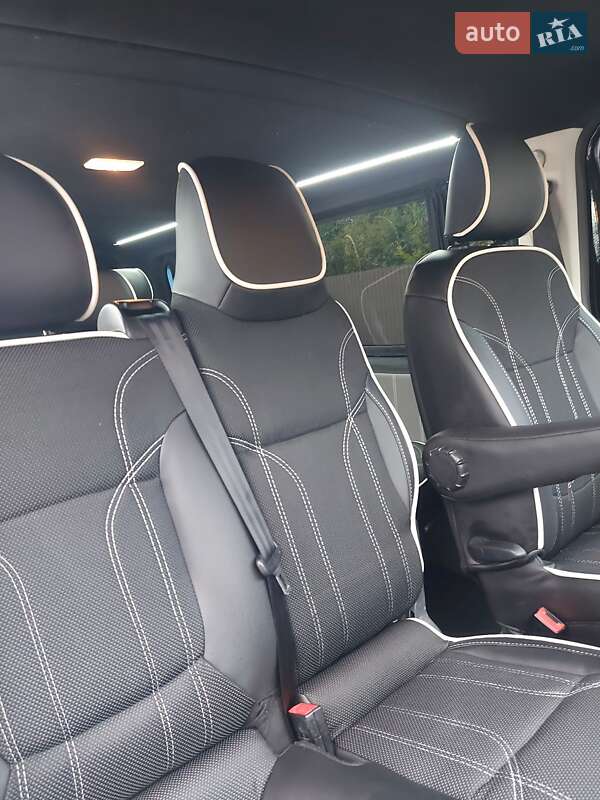 Мінівен Renault Trafic 2020 в Млиніві