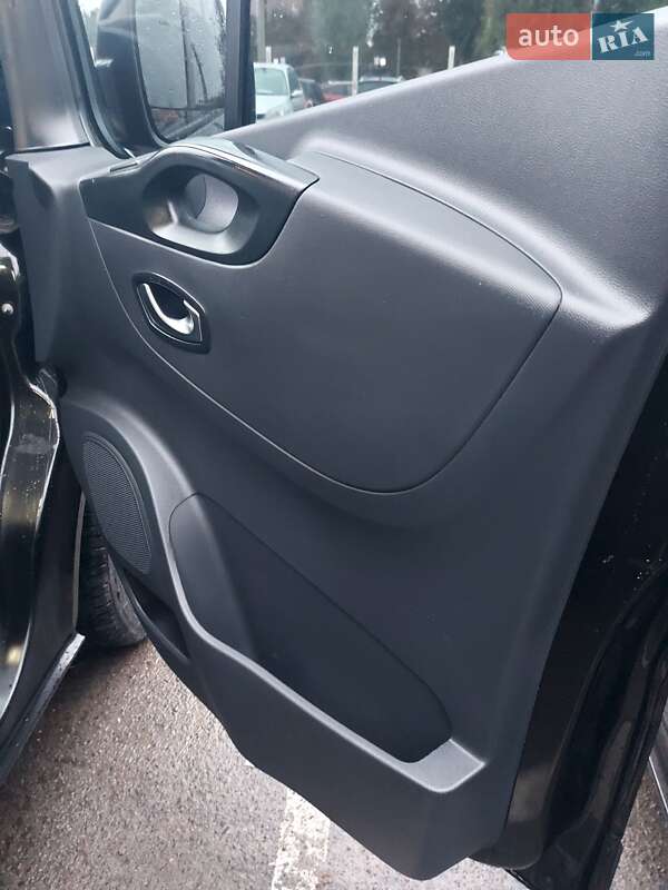 Мінівен Renault Trafic 2020 в Млиніві