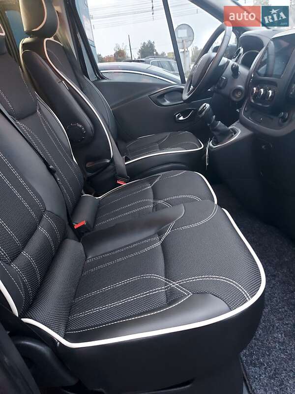 Мінівен Renault Trafic 2020 в Млиніві