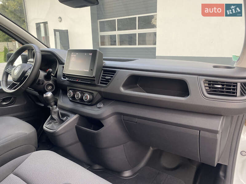 Вантажний фургон Renault Trafic 2022 в Радивиліві фото 27 Вантажний фургон Renault Trafic 2022 в Радивиліві