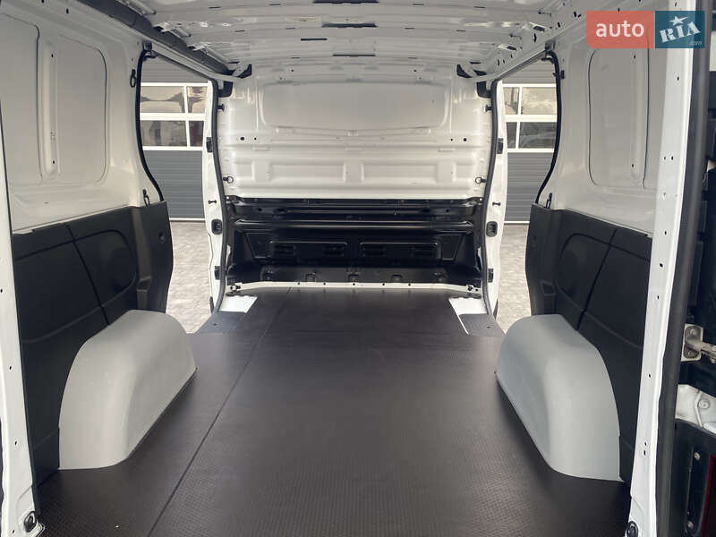 Вантажний фургон Renault Trafic 2022 в Радивиліві фото 32 Вантажний фургон Renault Trafic 2022 в Радивиліві