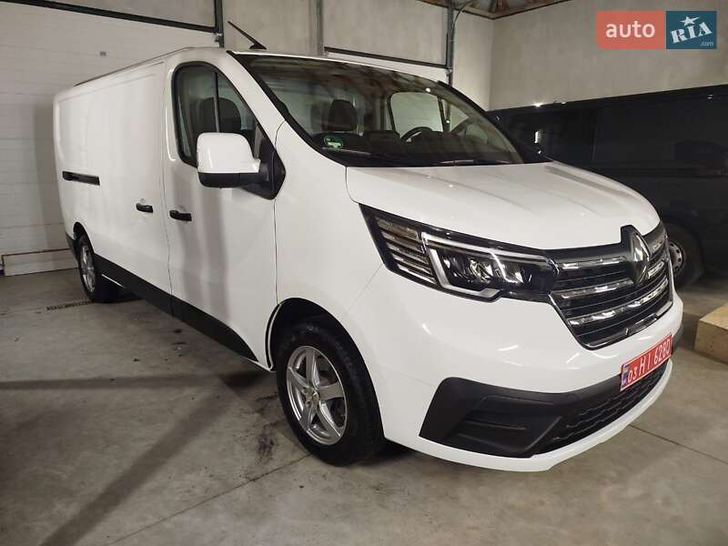 Грузовой фургон Renault Trafic 2023 в Львове