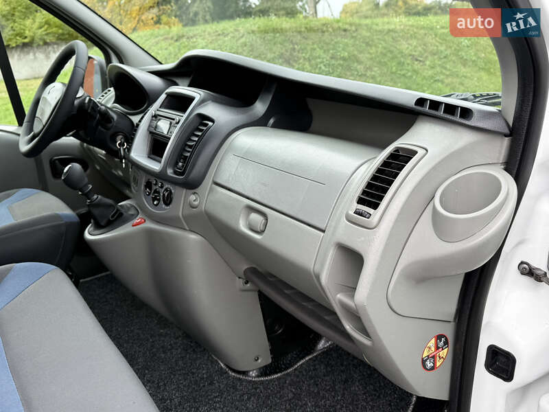 Мінівен Renault Trafic 2014 в Києві фото 33 Мінівен Renault Trafic 2014 в Києві