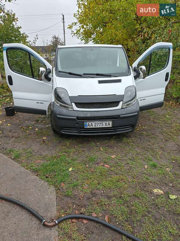 Минивэн Renault Trafic 2006 в Черкассах