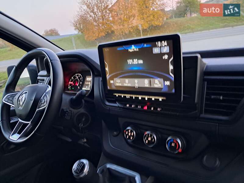Грузовой фургон Renault Trafic 2022 в Черновцах