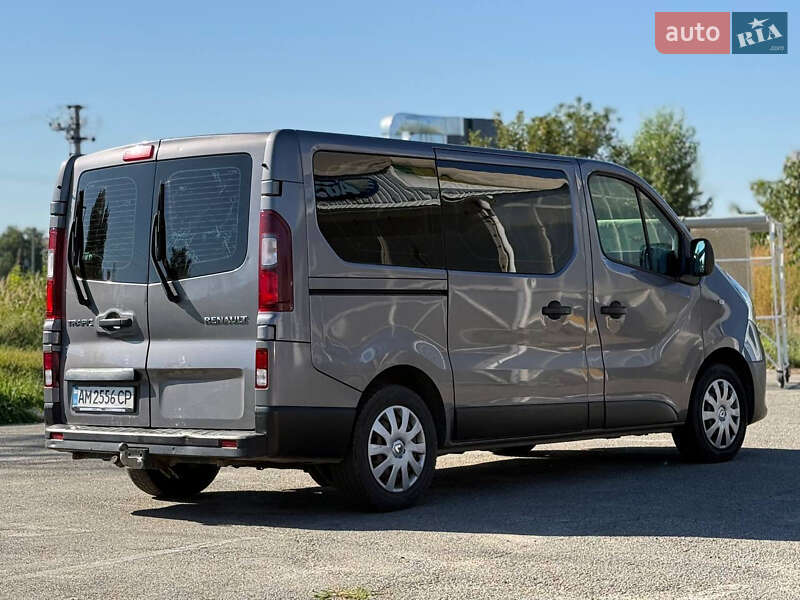 Минивэн Renault Trafic 2016 в Киеве фото 5 Минивэн Renault Trafic 2016 в Киеве