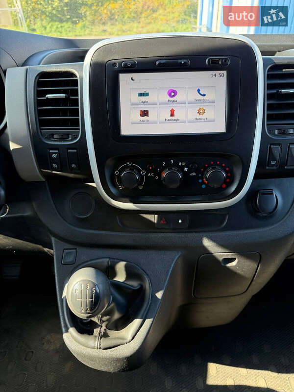 Минивэн Renault Trafic 2016 в Киеве фото 9 Минивэн Renault Trafic 2016 в Киеве
