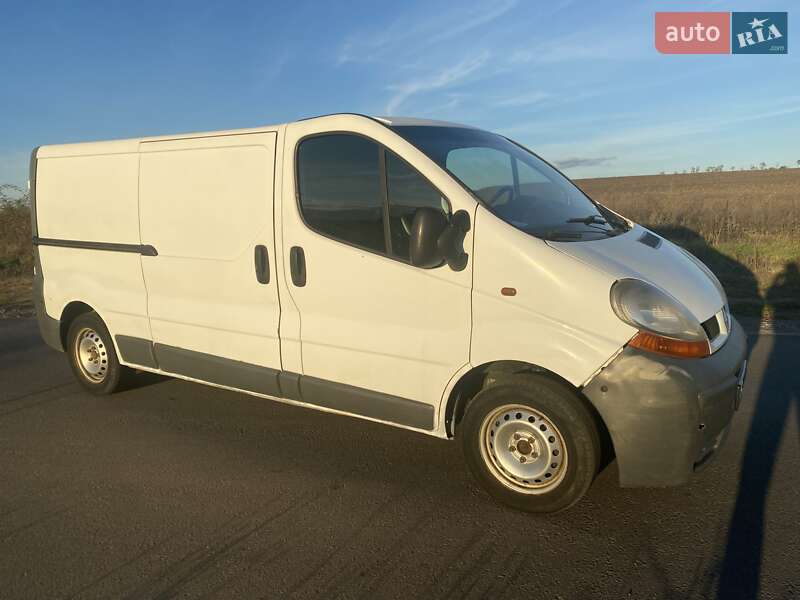 Вантажний фургон Renault Trafic 2006 в Києві