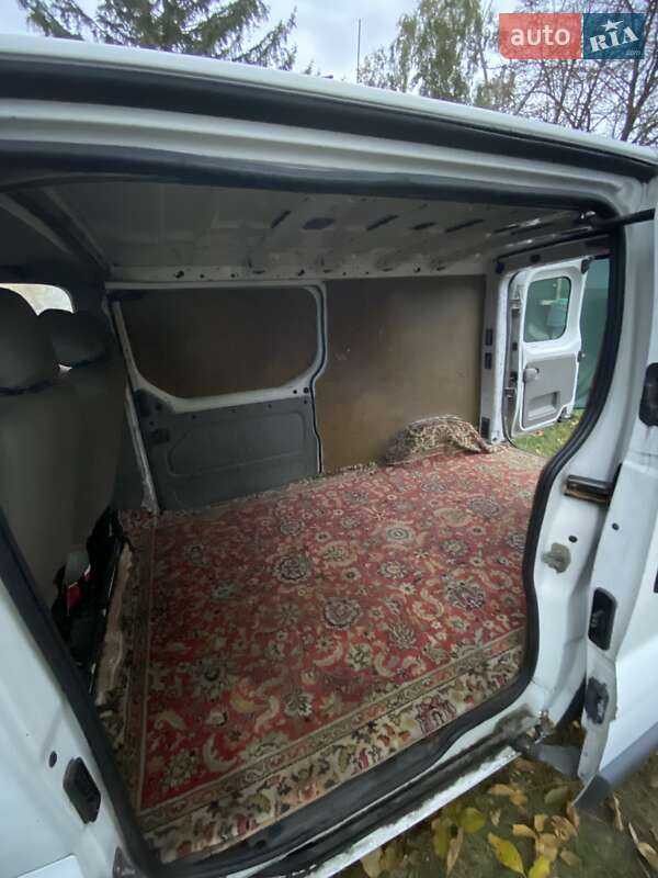 Вантажний фургон Renault Trafic 2006 в Києві