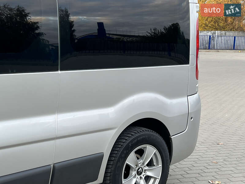Мінівен Renault Trafic 2011 в Ковелі