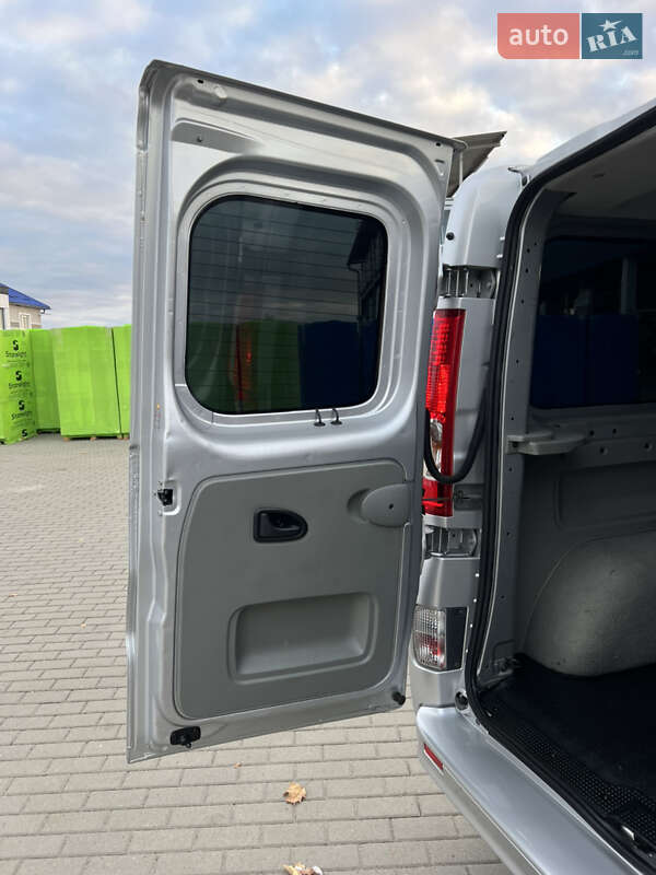 Мінівен Renault Trafic 2011 в Ковелі