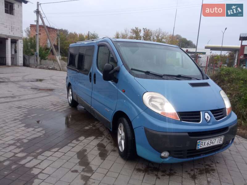 Мінівен Renault Trafic 2007 в Острозі фото 6 Мінівен Renault Trafic 2007 в Острозі