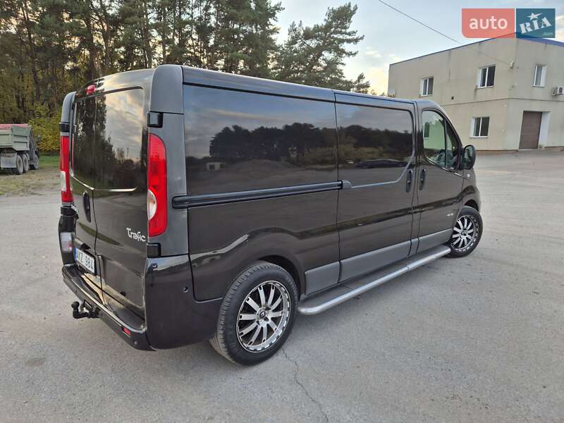 Грузовой фургон Renault Trafic 2013 в Радивилове