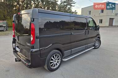Грузовой фургон Renault Trafic 2013 в 