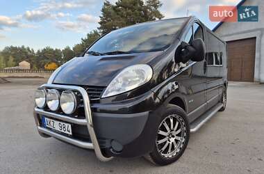 Грузовой фургон Renault Trafic 2013 в 
