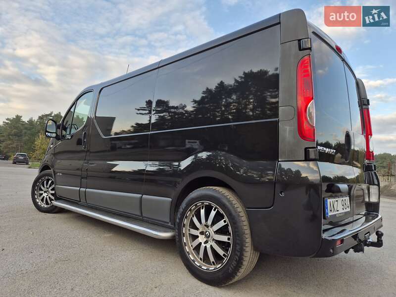 Грузовой фургон Renault Trafic 2013 в Радивилове