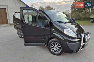 Грузовой фургон Renault Trafic 2013 в 