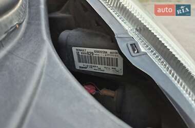 Грузовой фургон Renault Trafic 2013 в 