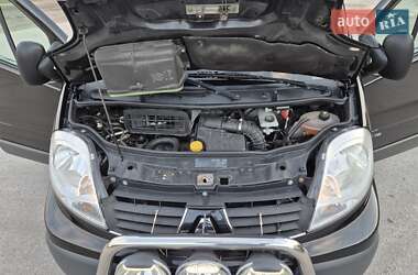 Грузовой фургон Renault Trafic 2013 в 