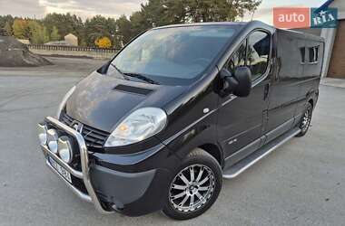 Грузовой фургон Renault Trafic 2013 в 