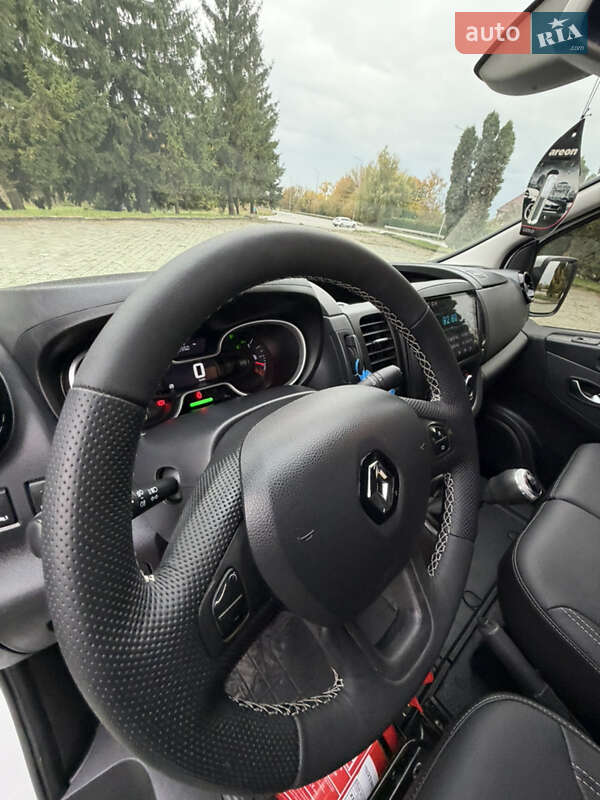 Минивэн Renault Trafic 2021 в Дубно
