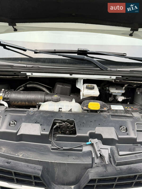 Минивэн Renault Trafic 2021 в Дубно