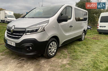 Минивэн Renault Trafic 2021 в 