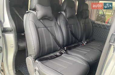 Минивэн Renault Trafic 2021 в 