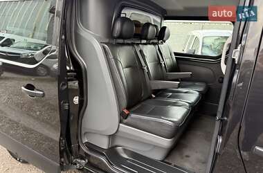 Минивэн Renault Trafic 2016 в 