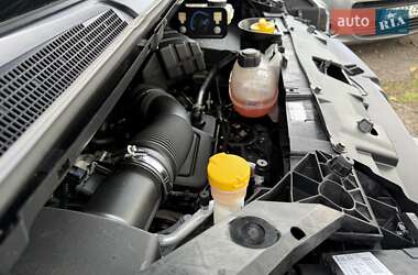 Минивэн Renault Trafic 2016 в 