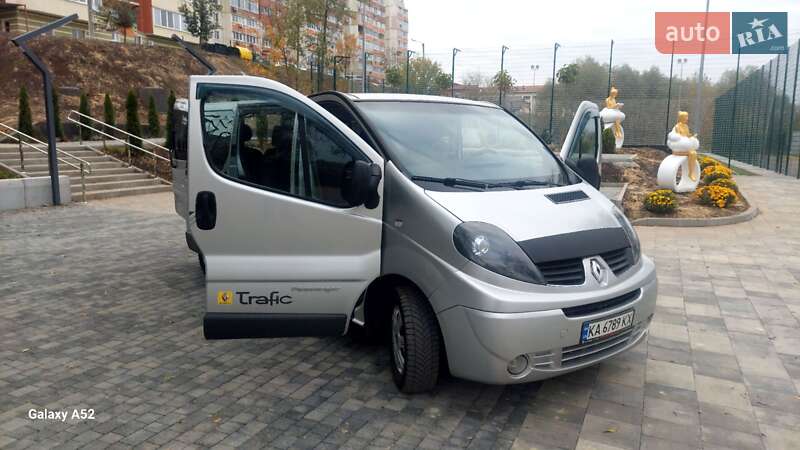 Минивэн Renault Trafic 2010 в Харькове
