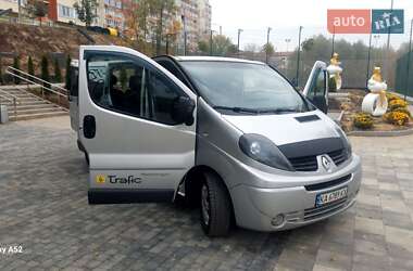 Мінівен Renault Trafic 2010 в 
