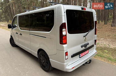 Минивэн Renault Trafic 2020 в 