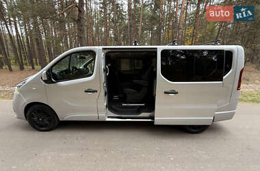 Минивэн Renault Trafic 2020 в 