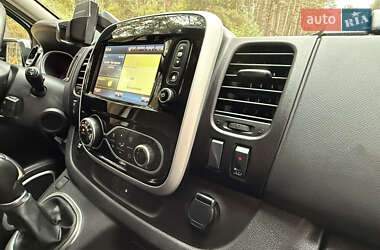 Минивэн Renault Trafic 2020 в 
