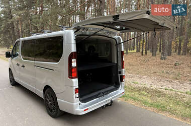 Минивэн Renault Trafic 2020 в 